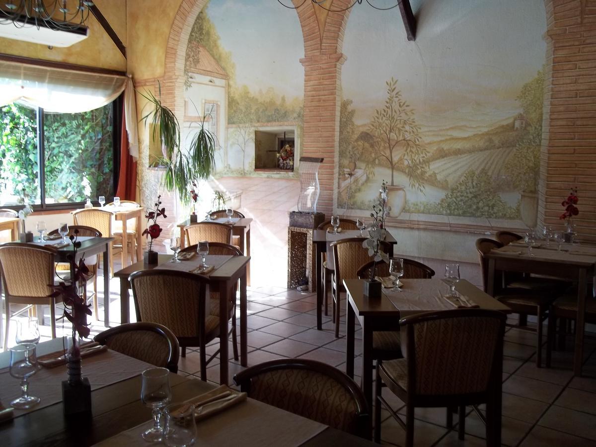 Auberge Du Flambadou Villematier ภายนอก รูปภาพ